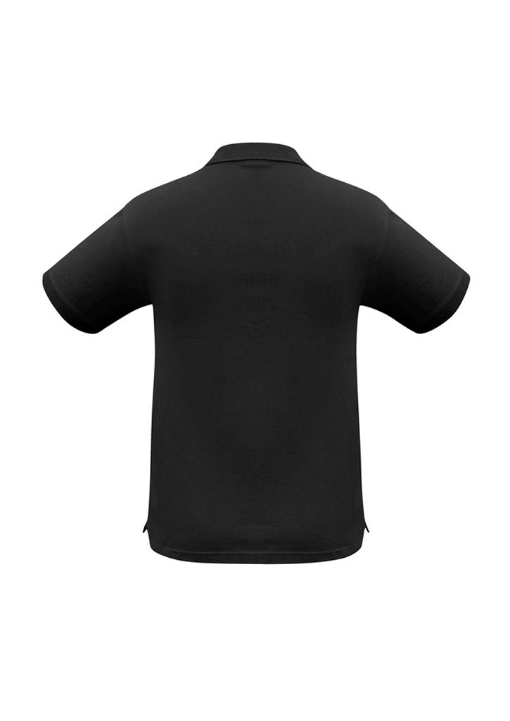 Image of a man sporting a Lake Cotton Elastane Men's Polo during a leisurely boat ride.