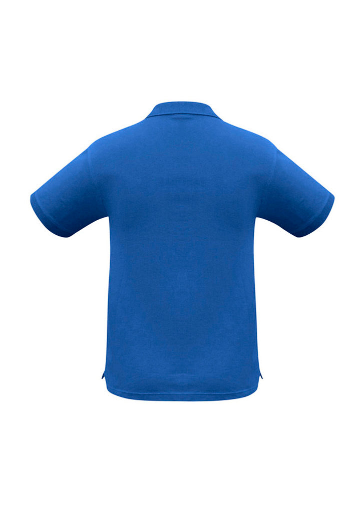 Image of a man sporting a Lake Cotton Elastane Men's Polo during a leisurely boat ride.