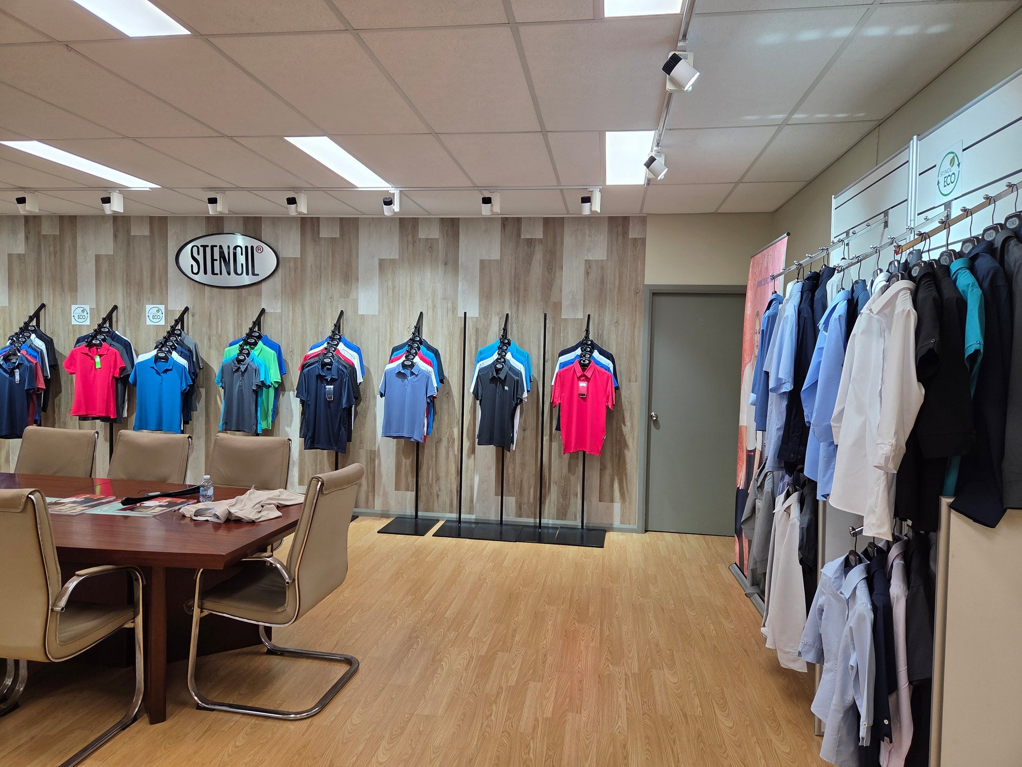 Personalised Hospitality Workwear in Australia: What Buyers Need to Know